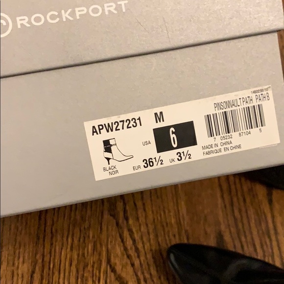 Rockport Pinsonnault Path Booties - black (size 6) - Picture 4 of 5